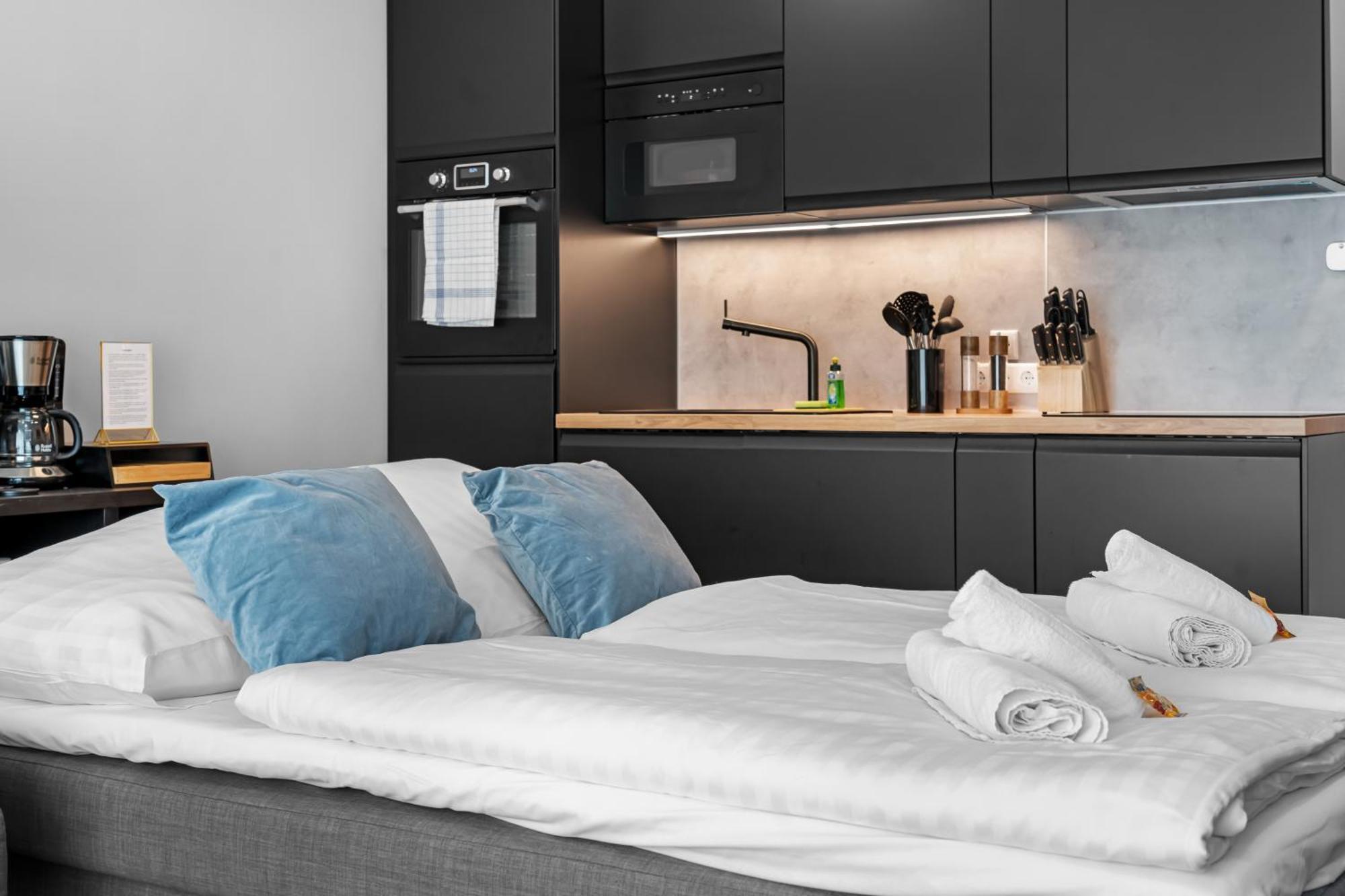 슈코이디츠 Design Luxus, Vollausstattung, Neubau, 30Min Hbf Leipzig 8, Naehe Flughfaen, Bmw, Dhl, Amazon 아파트 외부 사진