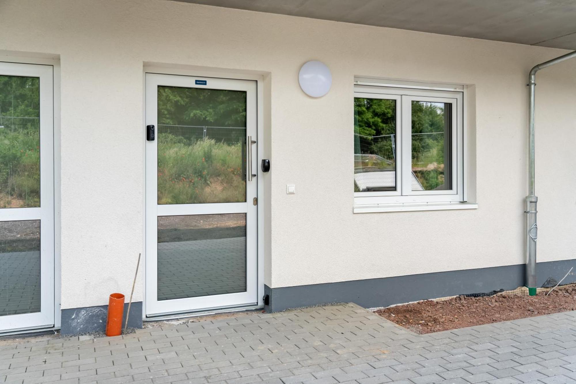슈코이디츠 Design Luxus, Vollausstattung, Neubau, 30Min Hbf Leipzig 8, Naehe Flughfaen, Bmw, Dhl, Amazon 아파트 외부 사진